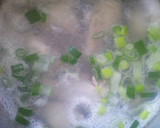 手羽の甘辛煮＆大根と人参の味噌汁作り方2写真