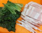 定番☆ほうれん草とベーコンのトマトスパ作り方1写真