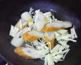 簡単☆菜の花とちくわの炒め物作り方4写真