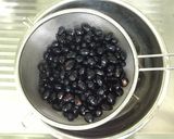 無水鍋で作る、我が家の黒豆煮。作り方3写真