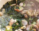 ピリ辛♪あさりとわかめのにんにく醤油炒め作り方5写真