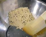 レンジで超簡単 おからと黒ゴマのお煎餅作り方1写真