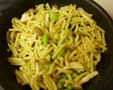 ☆そら豆としめじのペペロンチーノパスタ作り方5写真