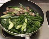砂肝と葉たまねぎの炒め物作り方5写真