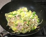 まろやかパスタ♪春キャベツのナポリタン作り方6写真