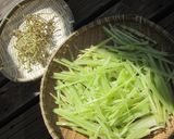 農ｶﾌｪ便り～茎レタスと山クラゲの炒飯作り方1写真