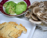 キノコと厚揚げ、アボカドのレンジ蒸し作り方1写真