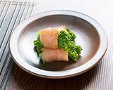 菜の花(からしあえ)スモークサーモン巻き作り方6写真