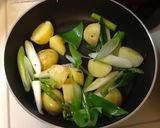 鶏じゃがネギのにんにく炒め作り方4写真