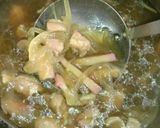 うちの定番。たっぷり卵の親子丼作り方3写真