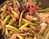 つわぶきと豚肉のキンピラ（ごま油風味）作り方4写真