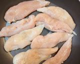 ささみのにんにくマヨ蒸し焼き(ワンパン)作り方2写真