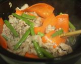ピーラーで早煮!旨みの豚バラ肉豆腐作り方2写真