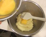 ピンクのエクレア♪中身はチーズクリーム作り方3写真
