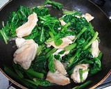 鶏肉とほうれん草の　ゆずこしょう炒め作り方5写真