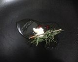 豚肉（スパム）のピカタ〜ペペロンチーノ風作り方3写真