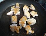 鶏肉とじゃがいものブイヨンみそバター煮作り方2写真