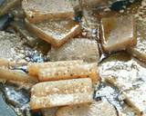 重さで味付け★鰹節入り【コンニャク煮】作り方4写真