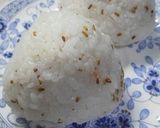 おにぎり[サケ＆マヨ]作り方3写真