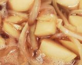 簡単美味じゃがいもと玉ねぎの甘辛バター煮作り方3写真