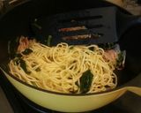 ほうれん草とベーコンのペペロンチーノ作り方4写真