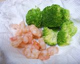 ポン酢でエビとブロッコリーの卵サラダ作り方2写真