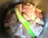 ホロホロ♬スペアリブの味噌煮込み作り方1写真