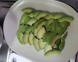 家にあるもので！アボカド簡単おつまみ！！作り方1写真