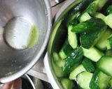 キュウリの簡単漬け　昆布風味作り方3写真