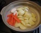 フライド・チキンで、簡単！スープカレー鍋作り方3写真