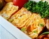 お弁当に★ブロッコリー＆ベーコンの卵焼き作り方2写真