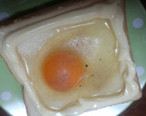 裏が焦げない！目玉焼きマヨトースト♪作り方5写真