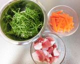 【塩豚】塩豚と豆苗のスープ作り方1写真