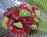 蜂蜜漬けまぐろとアボカドのパリチーズのせ作り方3写真