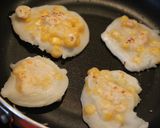 手づかみ離乳食に♪米粉のコーンパンケーキ作り方2写真