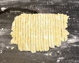 すだちと小麦粉を練り合わせて作るうどん作り方10写真