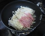 繊維たっぷり！エノキとハムのうま味炒め作り方2写真