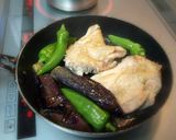 鶏と茄子♪焼いて煮て美味しいよ♪作り方2写真