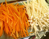 ■簡単♪えのきとにんじんのごま炒め■作り方1写真