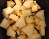 子供大好き！サツマイモとりんごの煮物作り方1写真