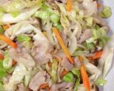 キャベツ・しめじ・豚肉で☆和風焼きパスタ作り方5写真