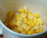 子供におすすめ！コーンとかにかま茶碗蒸し作り方2写真