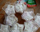 ダノンビオ苺ソースのレアチーズカップ作り方5写真