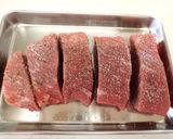 うま～牛肉ぶっこみ赤ワイン煮込み❤作り方1写真