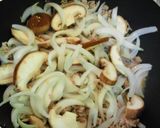 お酢かけて☆玉ねぎとひき肉の炒めもの作り方3写真