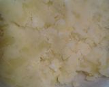 バターしょうゆ味♡やみつきじゃがいももち作り方4写真