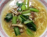 小松菜とぶなしめじのインスタントラーメン作り方7写真