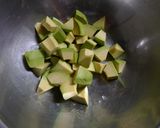簡単!りんごとアボカドのダノンサラダ作り方1写真