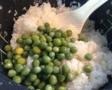ぷっくり♪豆ご飯 (グリンピースご飯)作り方5写真