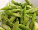 お弁当に♪アスパラのきんぴら作り方1写真
